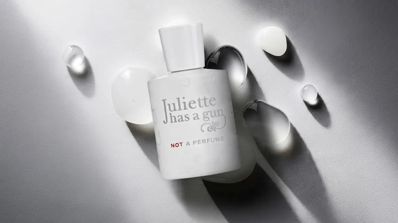 Juliette Has a Gun Not a Perfume عطر زنانه نات ا پرفیومبهترین ادکلن بدون سردرد؛ عطرهایی که میگرن را تحریک نمی کنند
